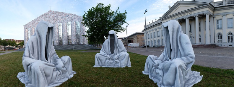 occupy-documenta-kassel-guardians-of-time-6849.jpg